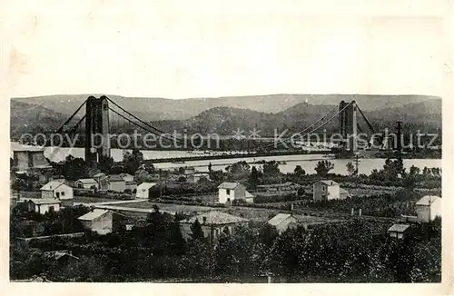 AK / Ansichtskarte Cavaillon Le Nouveau Pont sur la Durance Le plus grand pont suspendu de France Kat. Cavaillon