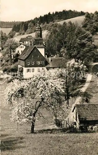 AK / Ansichtskarte Quedlinburg Teilansicht mit Kirche Kat. Quedlinburg