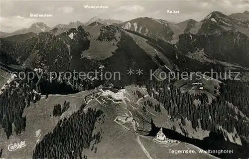 AK / Ansichtskarte Tegernsee Wallberghotel Fliegeraufnahme Kaiser Wendelstein Kat. Tegernsee