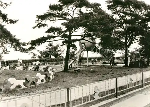 AK / Ansichtskarte Zinnowitz Ostseebad Kindersportgarten