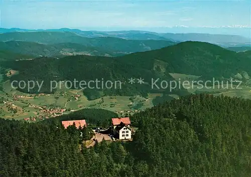 AK / Ansichtskarte Badenweiler Fliegeraufnahme Hotel Hochblauen Kat. Badenweiler