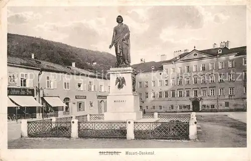 AK / Ansichtskarte Salzburg Oesterreich Mozart Denkmal Kat. Salzburg