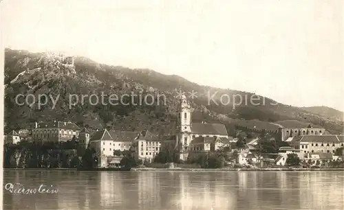 AK / Ansichtskarte Duernstein Wachau Kirche und Burgruine Kat. Duernstein