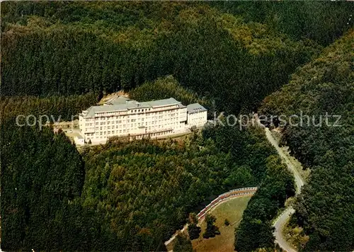 AK / Ansichtskarte Brilon Fliegeraufnahme Fachklinik Hohenelmberg Kat. Brilon