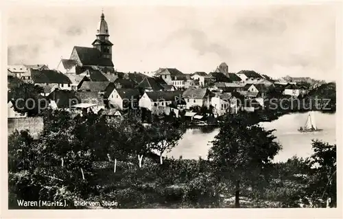 Waren Mueritz Blick zum Stuede Kirche Mecklenburgische Seenplatte Kat. Waren Mueritz