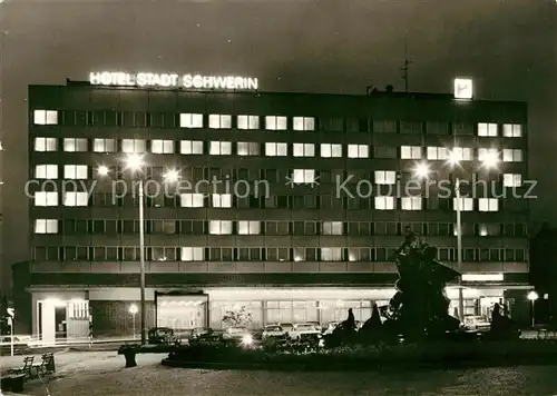 AK / Ansichtskarte Schwerin Mecklenburg Hotel Stadt Schwerin Kat. Schwerin