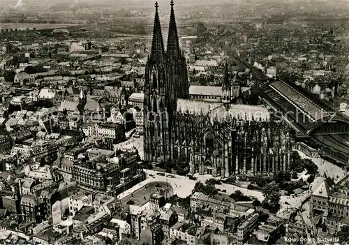 AK / Ansichtskarte Koeln Rhein Fliegeraufnahme Dom Kat. Koeln