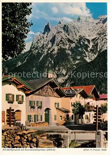 Alt Mittenwald Dorfmotiv mit Karwendelspitzen Karwendelgebirge Huber Karte Nr 8028