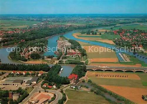 AK / Ansichtskarte Minden Westfalen Wasserstrassenkreuz und Schachtschleuse Mittellandkanal Weser Fliegeraufnahme Kat. Minden