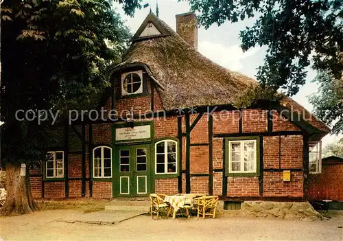 AK / Ansichtskarte Ploen See Restaurant Cafe Niedersaechsisches Bauernhaus auf der Prinzeninsel Kat. Ploen