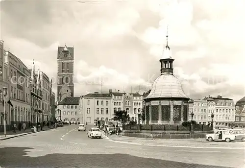 AK / Ansichtskarte Wismar Mecklenburg Markt Wasserkunst