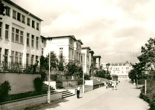 AK / Ansichtskarte Zinnowitz Ostseebad Promenade der Voelkerverstaendigung