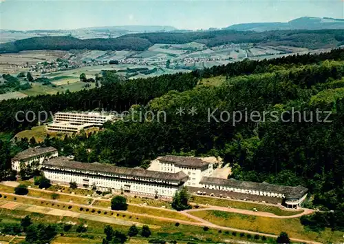 AK / Ansichtskarte Hoexter Weser Weserbergland Klinik Fliegeraufnahme Kat. Hoexter