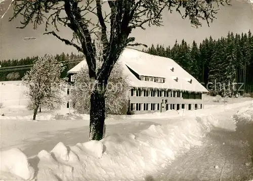 AK / Ansichtskarte Dresselbach Kinderheim Lindenhof Winter Kat. Schluchsee