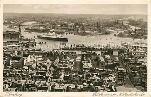 AK / Ansichtskarte Dampfer Oceanliner Hamburg Blick von der Michaeliskirche  Kat. Schiffe