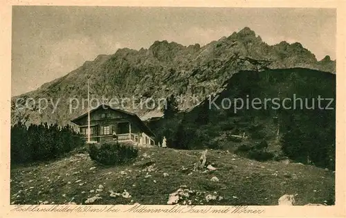 AK / Ansichtskarte Mittenwald Bayern Hochlandhuette mit Woerner Karwendelgebirge Kat. Mittenwald