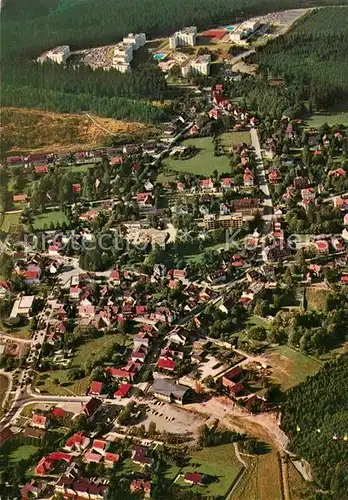 AK / Ansichtskarte Goslar Fliegeraufnahme Hahnenklee Ferienpark Seilbahn Kat. Goslar