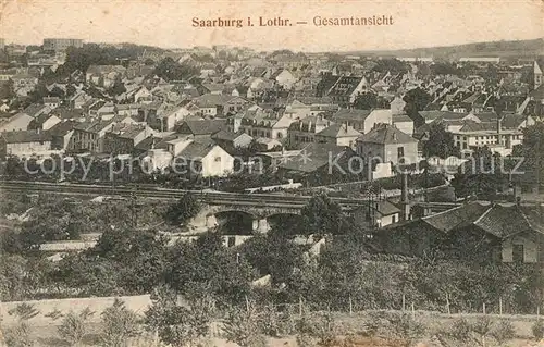 AK / Ansichtskarte Saarburg Lothringen Gesamtansicht Eisenbahn Bruecke Kat. Sarrebourg