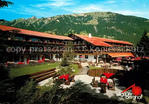 AK / Ansichtskarte Sonthofen Oberallgaeu Sporthotel Allgaeuer Berghof Kat. Sonthofen