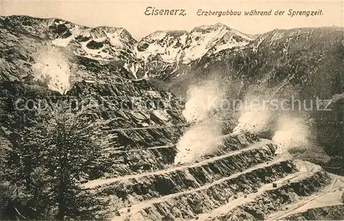 AK / Ansichtskarte Eisenerz Steiermark Erzbergabbau waehrend der Sprengzeit Kat. Eisenerz