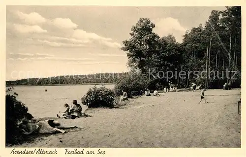 AK / Ansichtskarte Arendsee Altmark Freibad am See Badestrand Kat. Arendsee