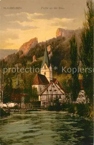 AK / Ansichtskarte Blaubeuren Partie an der Blau mit Kirche Kat. Blaubeuren