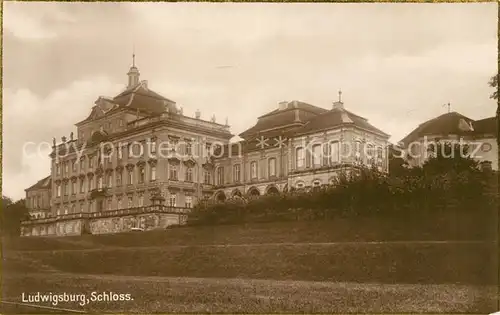 AK / Ansichtskarte Ludwigsburg Wuerttemberg Schloss