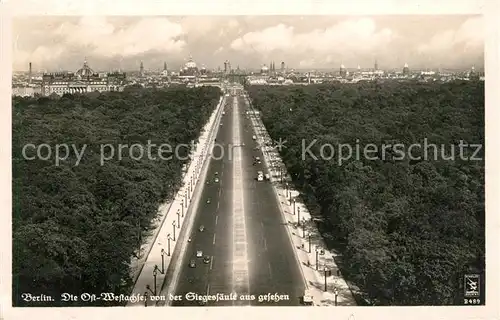 Berlin Ost West Achse von der Siegessaeule aus gesehen Kat. Berlin