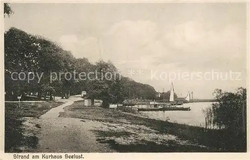 AK / Ansichtskarte Plau See Strand am Kurhaus Seelust Bootsanleger Plauer See Mecklenburgische Seenplatte