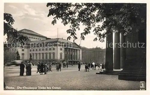 AK / Ansichtskarte Berlin Staatsoper Unter den Linden Kat. Berlin