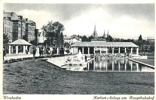 AK / Ansichtskarte Wiesbaden Herbert Anlage am Hauptbahnhof Kat. Wiesbaden