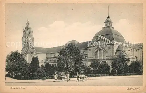 AK / Ansichtskarte Wiesbaden Bahnhof Kat. Wiesbaden