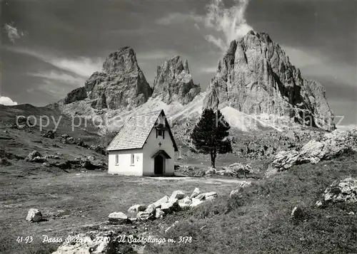 Passo Sella Il Sassolungo Sellajoch Kapelle Langkofel Dolomiten Kat. Italien