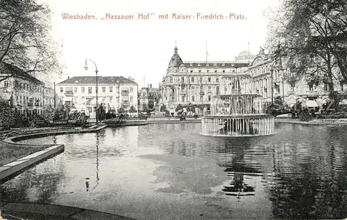 AK / Ansichtskarte Wiesbaden Nassauer Hof mit Kaiser Friedrich Platz Kat. Wiesbaden