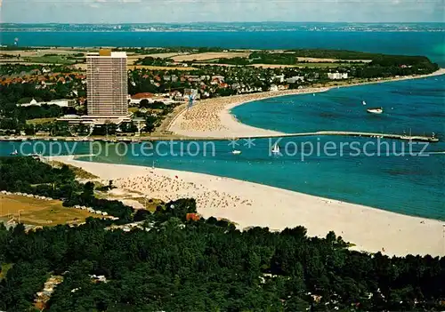 AK / Ansichtskarte Travemuende Ostseebad Fliegeraufnahme Kat. Luebeck