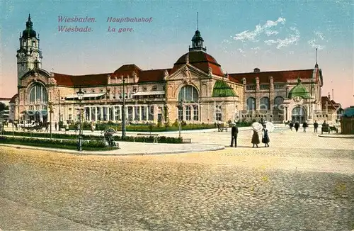 AK / Ansichtskarte Wiesbaden Hauptbahnhof Kat. Wiesbaden