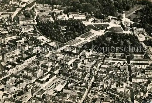 AK / Ansichtskarte Karlsruhe Baden Schloss Fliegeraufnahme