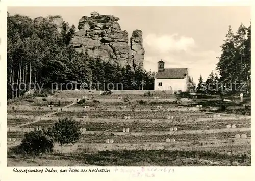 AK / Ansichtskarte Dahn Ehrenfriedhof Hochstein Kat. Dahn