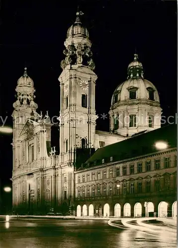 AK / Ansichtskarte Muenchen Theatinerkirche Nachtaufnahme Kat. Muenchen