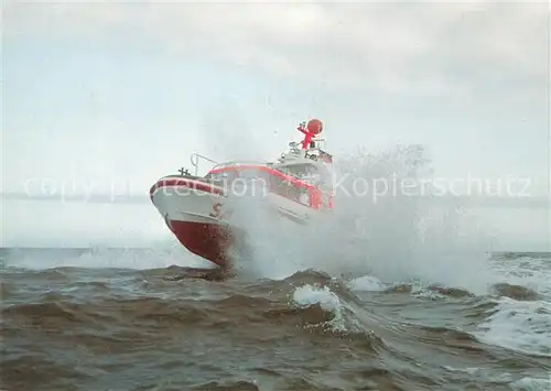 AK / Ansichtskarte Motorboote Seenotrettungsboot  Kat. Schiffe