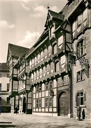 AK / Ansichtskarte Braunschweig Gildehaus am Burgplatz Fachwerkhaus Historisches Gebaeude Kat. Braunschweig