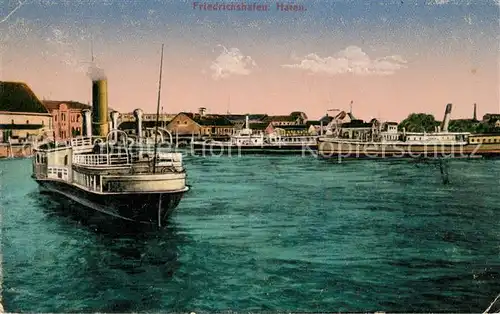 AK / Ansichtskarte Friedrichshafen Bodensee Hafen Schiffe Kat. Friedrichshafen