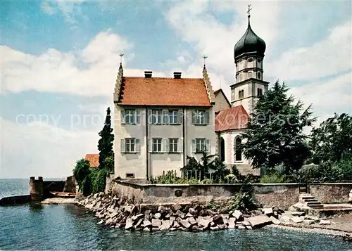 AK / Ansichtskarte Wasserburg Bodensee Pfarrkirche St Georg mit Pfarrhaus Kat. Wasserburg (Bodensee)