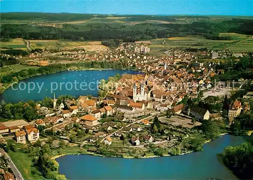 AK / Ansichtskarte Bad Waldsee Kurort Oberschwaben mit Stadtsee Fliegeraufnahme Kat. Bad Waldsee