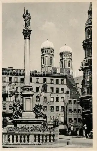 AK / Ansichtskarte Muenchen Marienplatz Kat. Muenchen