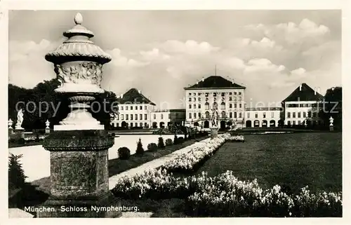 AK / Ansichtskarte Muenchen Schloss Nymphenburg Kat. Muenchen