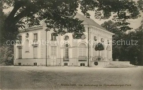 AK / Ansichtskarte Muenchen Die Badenburg im Nymphenburger Park Kat. Muenchen