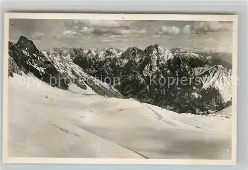 AK / Ansichtskarte Zugspitzbahn Schneefernerhaus  Kat. Eisenbahn