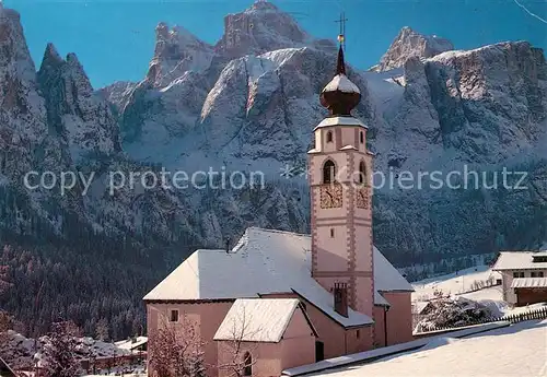 AK / Ansichtskarte Colfosco Chiesa Val Badia Dolomiti Gadertal gegen Sellagruppe Dolomiten Kat. Corvara Bolzano