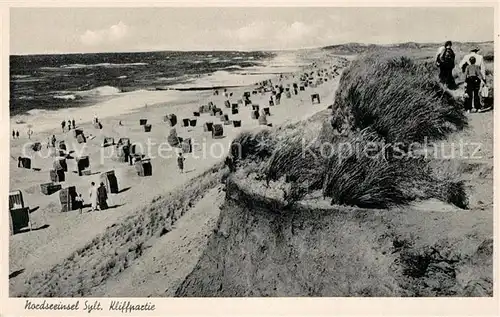 AK / Ansichtskarte Insel Sylt Kliffpartie Strand Kat. Westerland